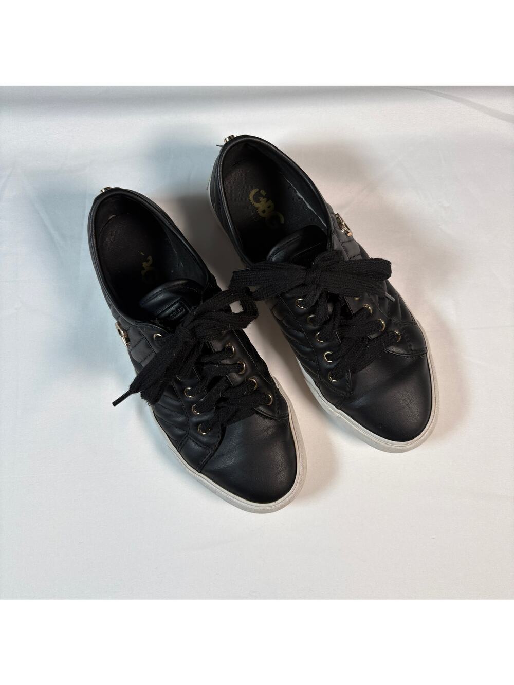 GBG Los Angeles Black Quilted Sneakers Womens Size 8.5 Lace Up